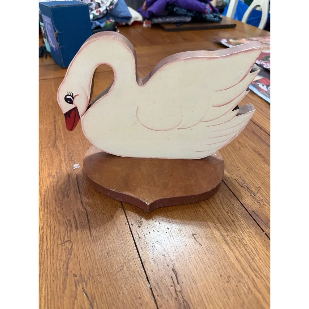 vtg handmade wooden‎ duck statue on stand